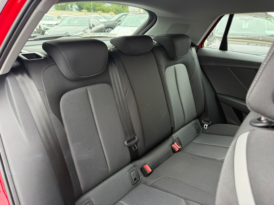 Audi Q2 SPORT 1.0 AUTOMATIC *SATELLITE NAVIGATION, VIRTUAL COCKPIT, REAR VIEW CAMERA, 17" ALLOYS, AUDI MULTIMEDIA, ADAPTIVE CRUISE CONTROL, 3 STAGE HEATED SEATS, KEYLESS ACCESS WITH PUSH-BUTTON START /STOP* — thumbnail 11