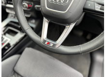 2023 Audi Q5 2.0L Petrol Plug-in Hybrid For Sale Images