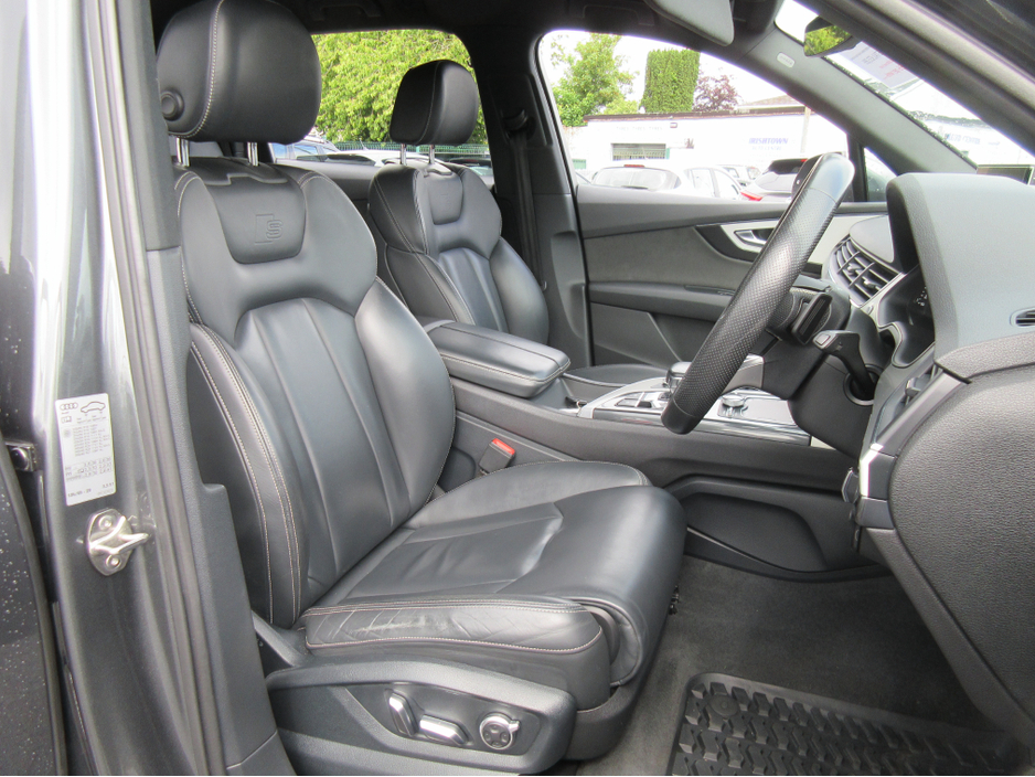 2016 Audi Q7 3.0L Diesel For Sale Images