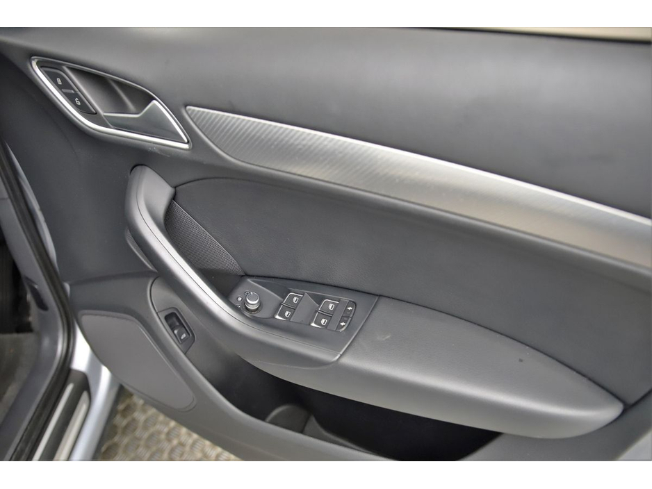 Audi Q3 1.4 TFSI COD 150BHP S-TRONIC SE *FULL LEATHER* — thumbnail 25