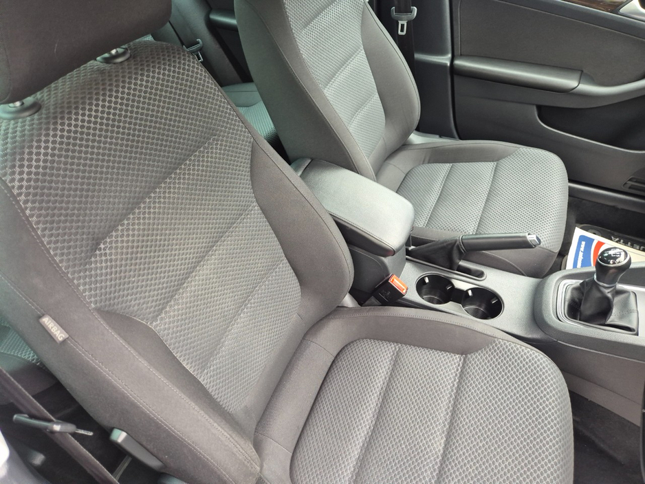 2017 Volkswagen Jetta 2L Diesel For Sale Images