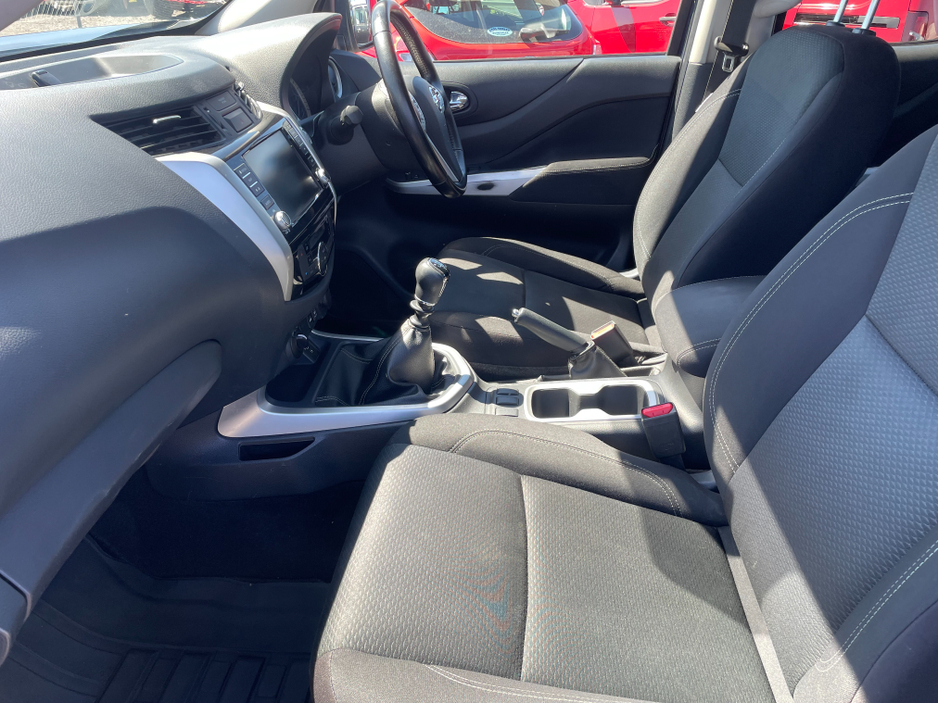2020 Nissan Navara 2.3L Diesel For Sale Images