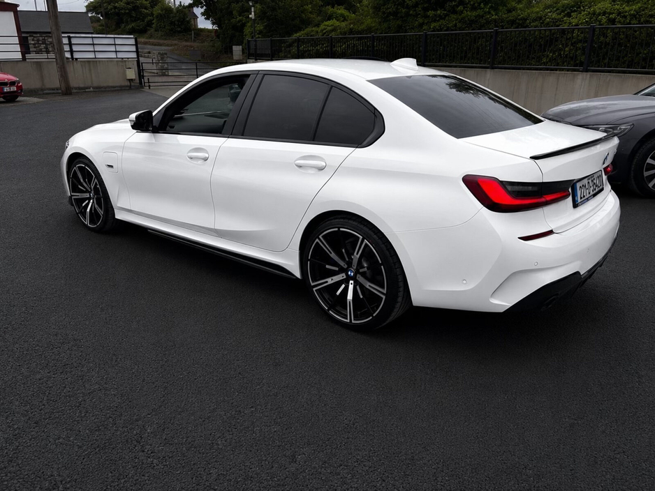 2022 BMW 3 Series 2L Petrol Plug-in Hybrid For Sale Images