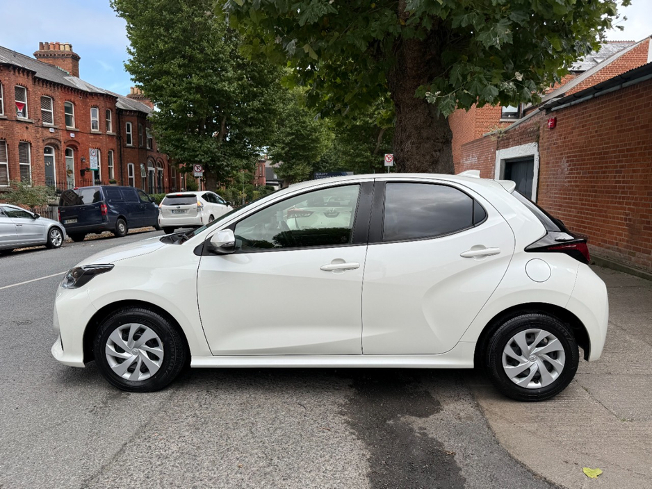 2022 Toyota Yaris 1.5L Petrol Hybrid For Sale Images