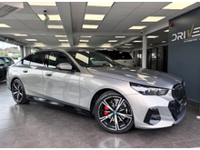 2026 BMW 5 Series 2L Hybrid For Sale Images