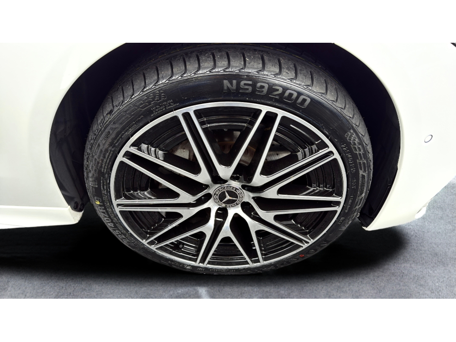2024 Mercedes-Benz C Class 2L Petrol Plug-in Hybrid For Sale Images
