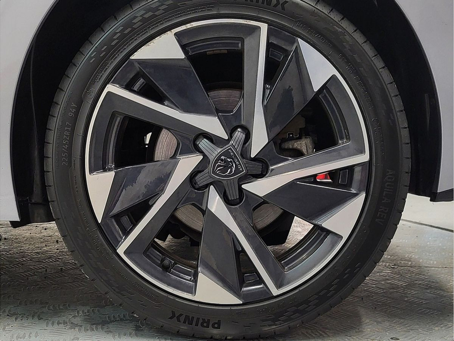Peugeot 308 1.2 Puretech 130bhp Allure Auto — thumbnail 14