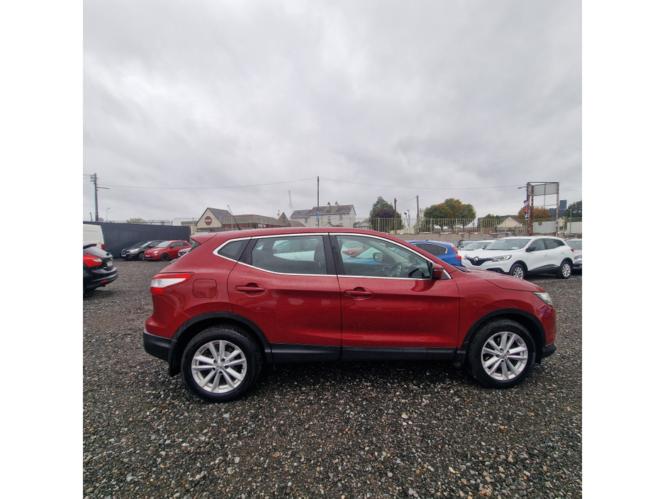 Nissan Qashqai 1.2 PET XE — thumbnail 2