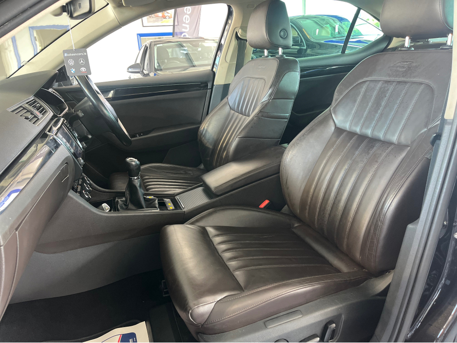 2016 Skoda Superb 2.0L Diesel For Sale Images