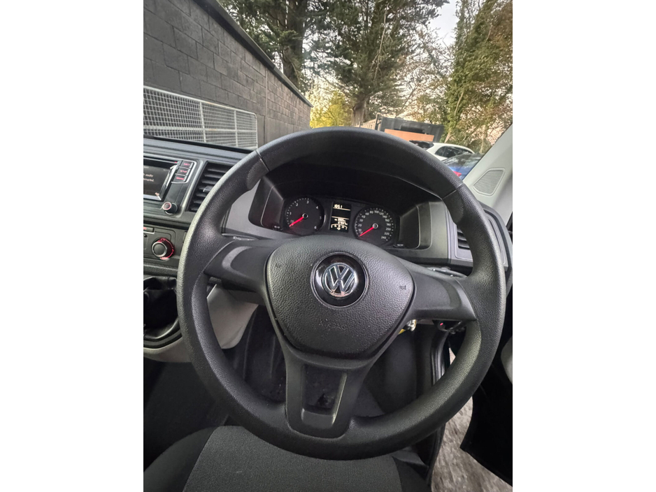 2020 Volkswagen Transporter 2L Diesel For Sale Images