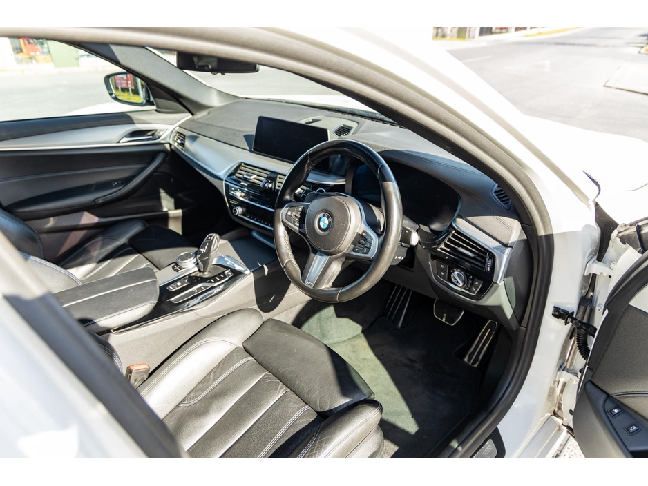 BMW 5 Series 530E M SPORT M PERFORMANCE *1 YEAR WARRANTY* — thumbnail 28