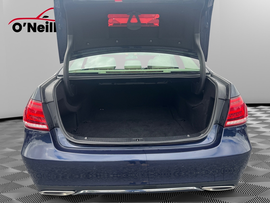 2015 Mercedes-Benz E Class 2.1L Diesel For Sale Images