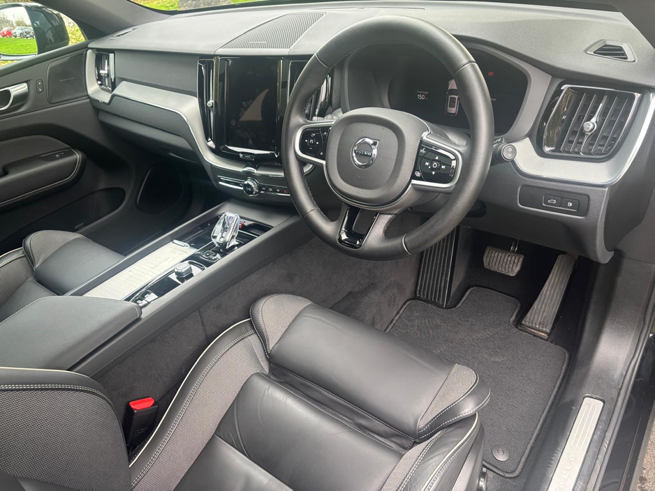 2025 Volvo XC60 2L Petrol Plug-in Hybrid For Sale Images