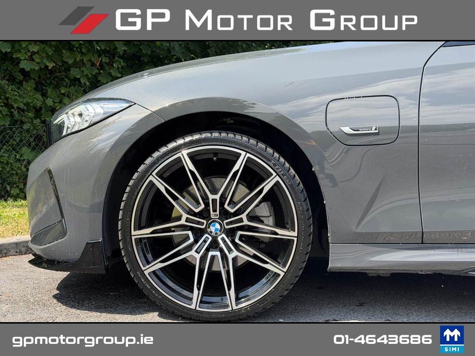 BMW 3 Series 330E M SPORT M PERFORMANCE *REMAINING MANUFACTURE WARRANTY* — thumbnail 5