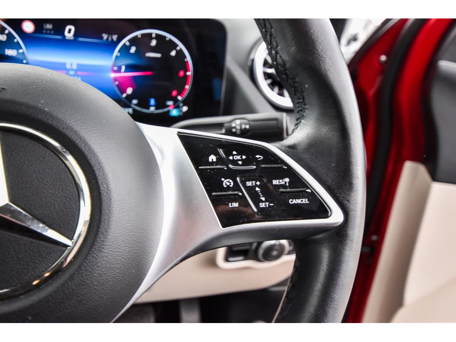 Mercedes-Benz GLA Class 200d Progressive Night Pack Auto — thumbnail 20