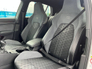 2021 VOLKSWAGEN GOLF R-LINE 1.5 TSI // R-LINE HEATED SPORT SEATS // APPLE CARPLAY/ANDROID AUTO // WIRELESS CHARGING BAY