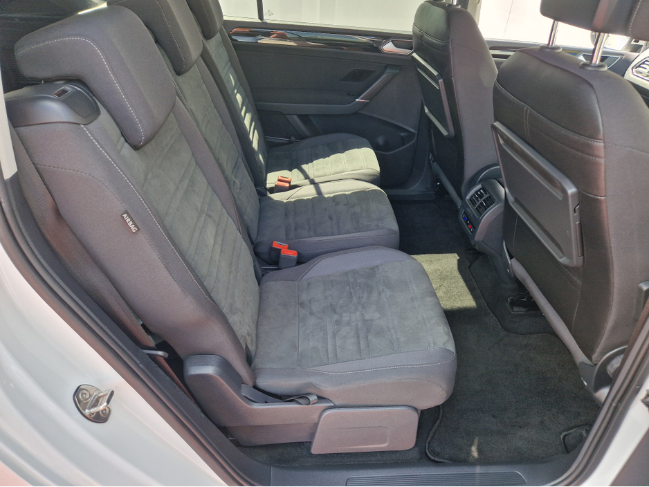 2018 Volkswagen Touran 2.0L Diesel For Sale Images