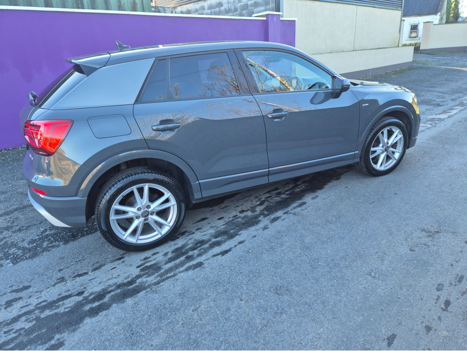 2020 Audi Q2 1.6L Diesel For Sale Images