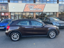 Mercedes-Benz GLC Class 180 D AUTOMATIC////TINY KLMS///ORIGINAL IRISH CAR WITH BEAUTIFULL COLOUR COMBINATION///NCT AND TAX////BEAUTIFULL EXAMPLE