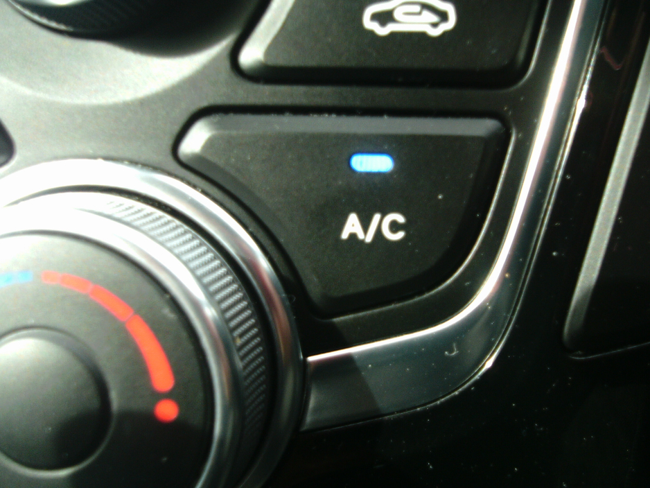 2014 Hyundai i30 1.4L Petrol For Sale Images