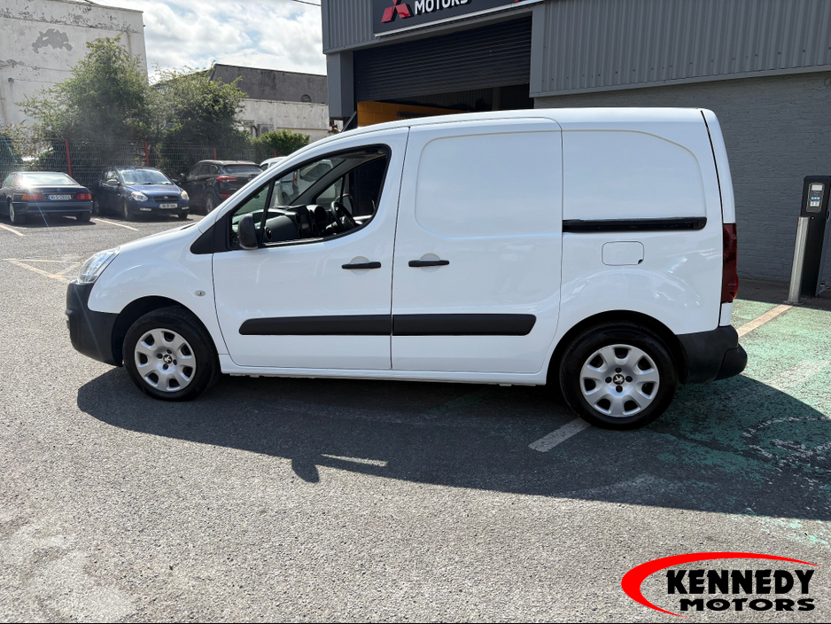 2017 Peugeot Partner 1.6L Diesel For Sale Images