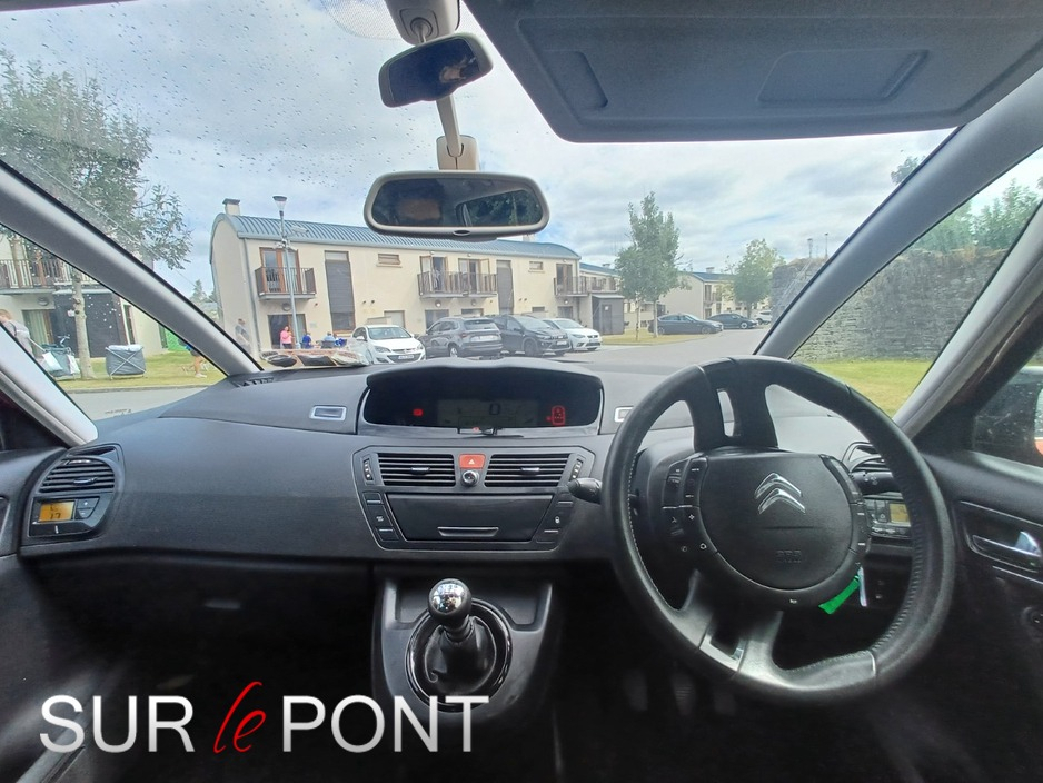 2013 Citroen Grand C4 Picasso 1.6L Diesel For Sale Images