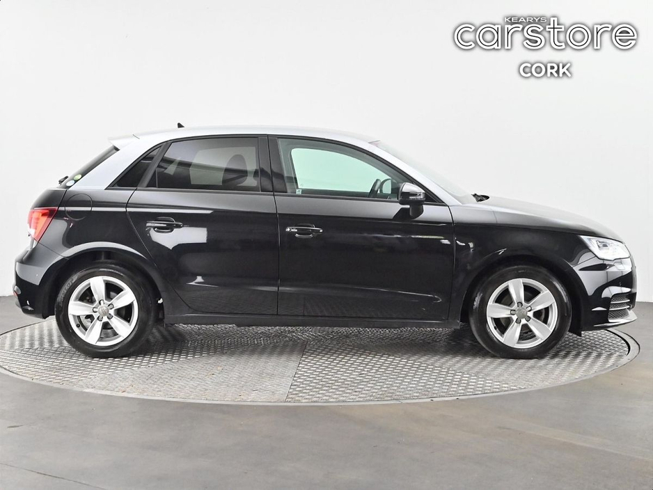 Audi A1 1.0 TFSI Auto — thumbnail 2