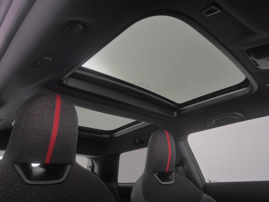 2025 MINI Cooper 2L Petrol For Sale Images