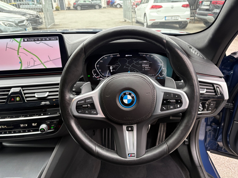 2022 BMW 5 Series 2L Petrol Plug-in Hybrid For Sale Images