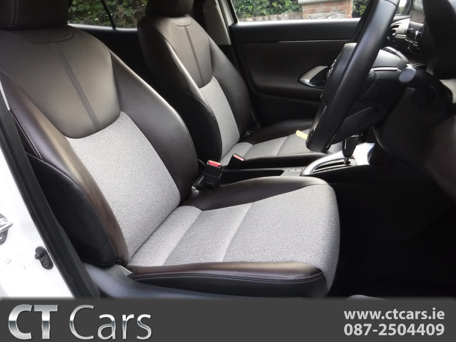 2021 Toyota Yaris Cross 1.5L Petrol Hybrid For Sale Images