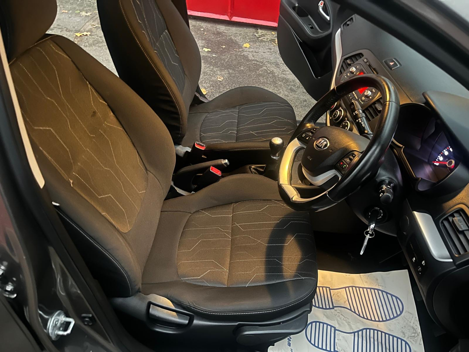 2014 Kia Picanto 1L Petrol For Sale Images