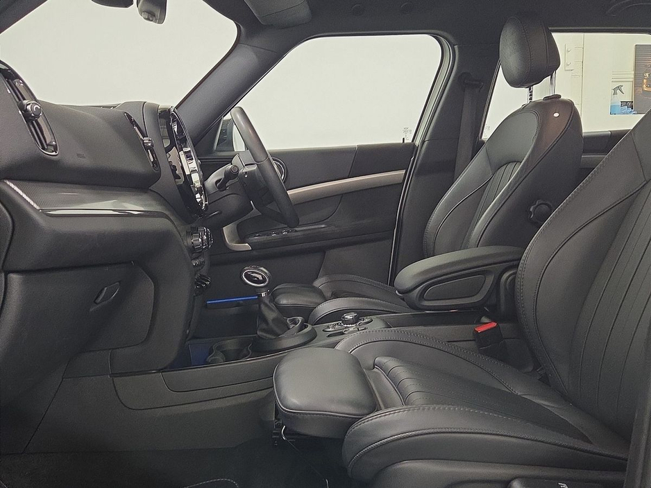 2023 MINI Countryman 1.5L Petrol Plug-in Hybrid For Sale Images