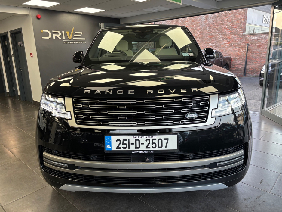 2025 Land Rover Range Rover 3L Petrol Plug-in Hybrid For Sale Images