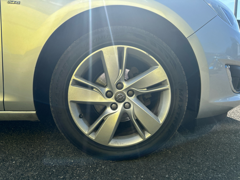 2014 Opel Astra 1.2L Diesel For Sale Images