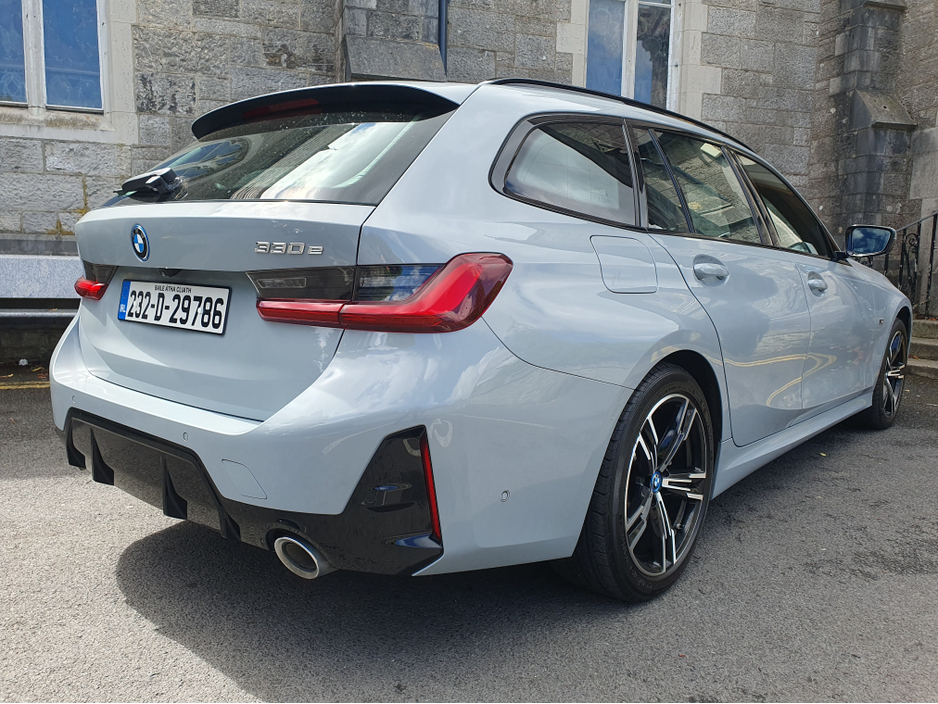 2023 BMW 3 Series 2L Petrol Plug-in Hybrid For Sale Images