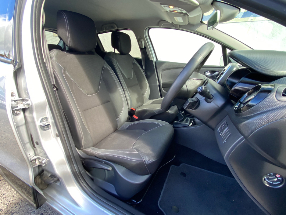 2019 Renault Clio 0.9L Petrol For Sale Images