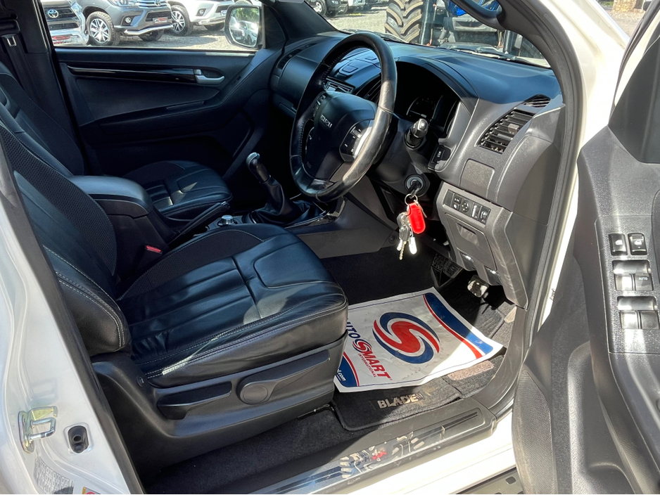 2015 Isuzu D-MAX 2.5L Diesel For Sale Images