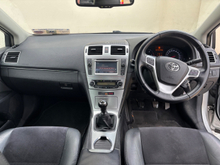 2015 Toyota Avensis 2L Diesel For Sale Images