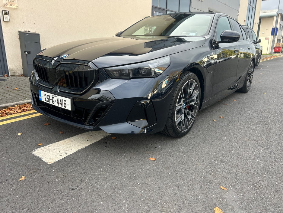 BMW 5 Series 530e M SPORT PRO Tech Pack & Sunroof