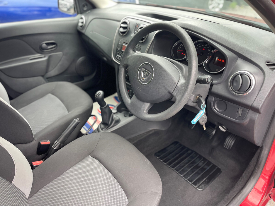 Dacia Logan — thumbnail 9