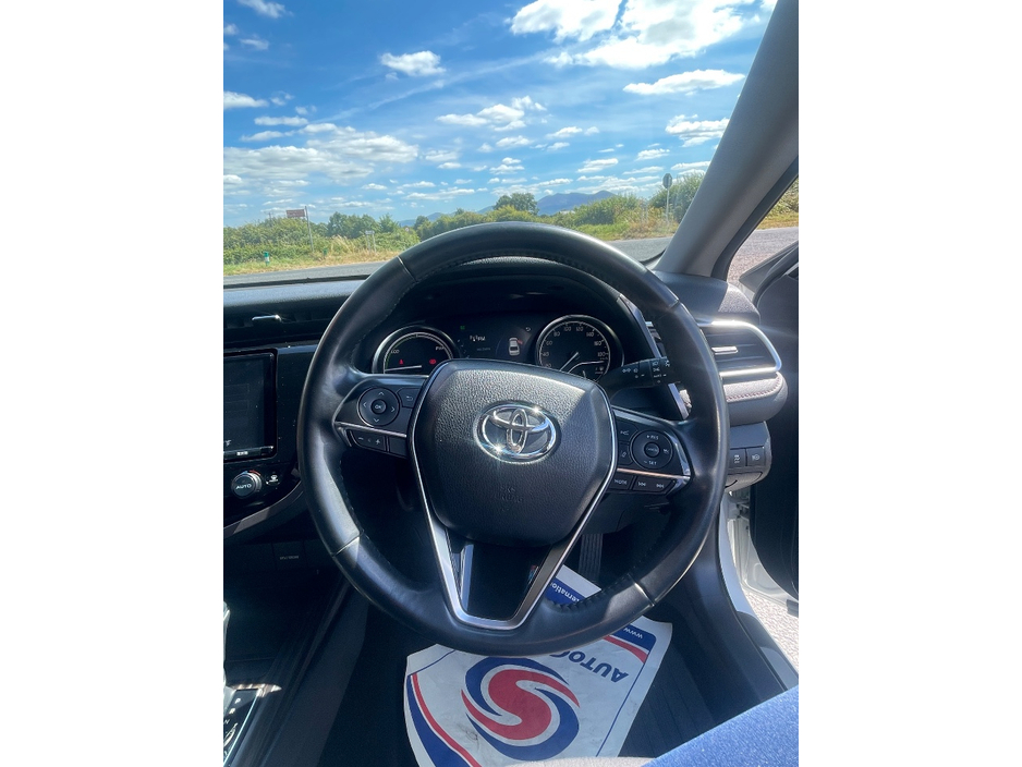 2018 Toyota Camry 2.5L Petrol Hybrid For Sale Images