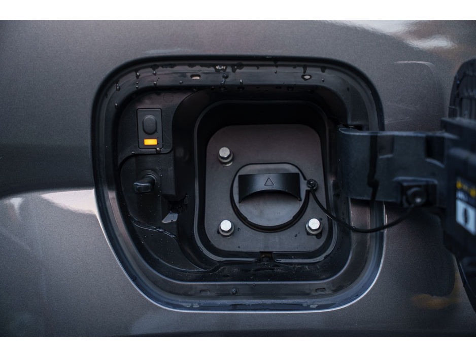2025 Hyundai Santa Fe 1.6L Petrol Plug-in Hybrid For Sale Images
