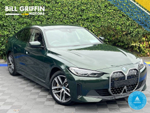 BMW i4 EDRIVE35 SPORT 70.3 KWH // VIRTUAL COCKPIT // HEADS-UP DISPLAY // APPLE CARPLAY/ANDROID AUTO