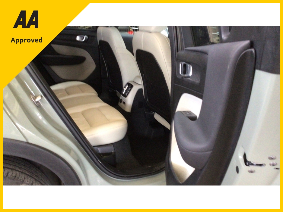 2023 Volvo XC40 1.5L Petrol Plug-in Hybrid For Sale Images