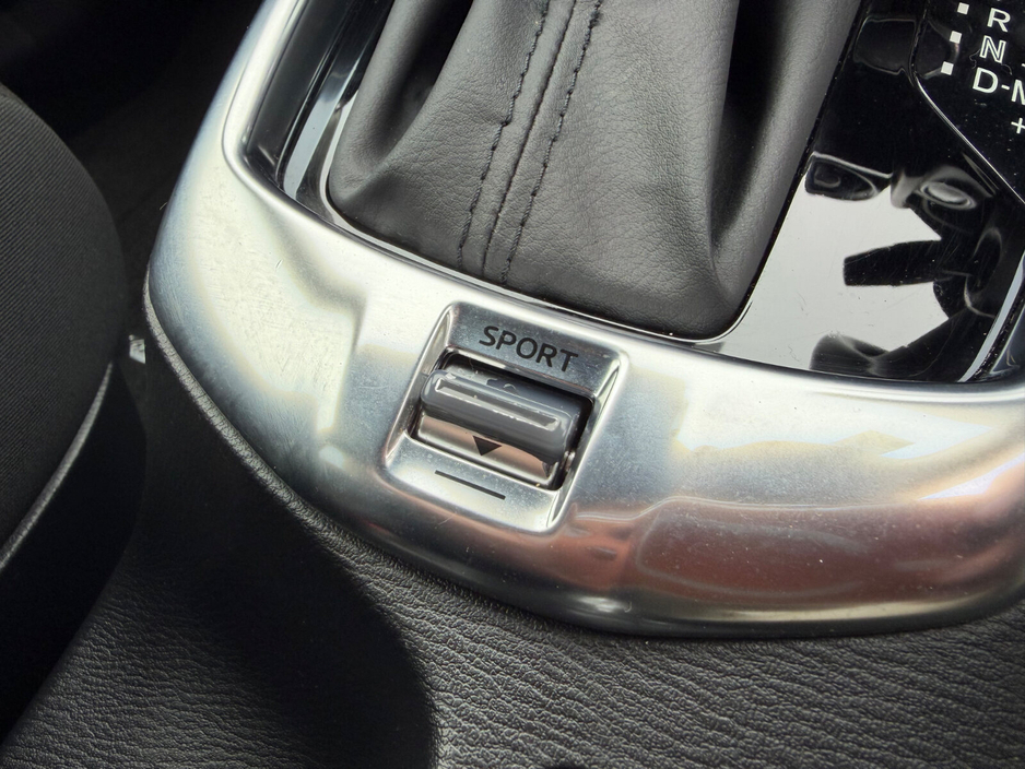 Mazda Demio — thumbnail 18