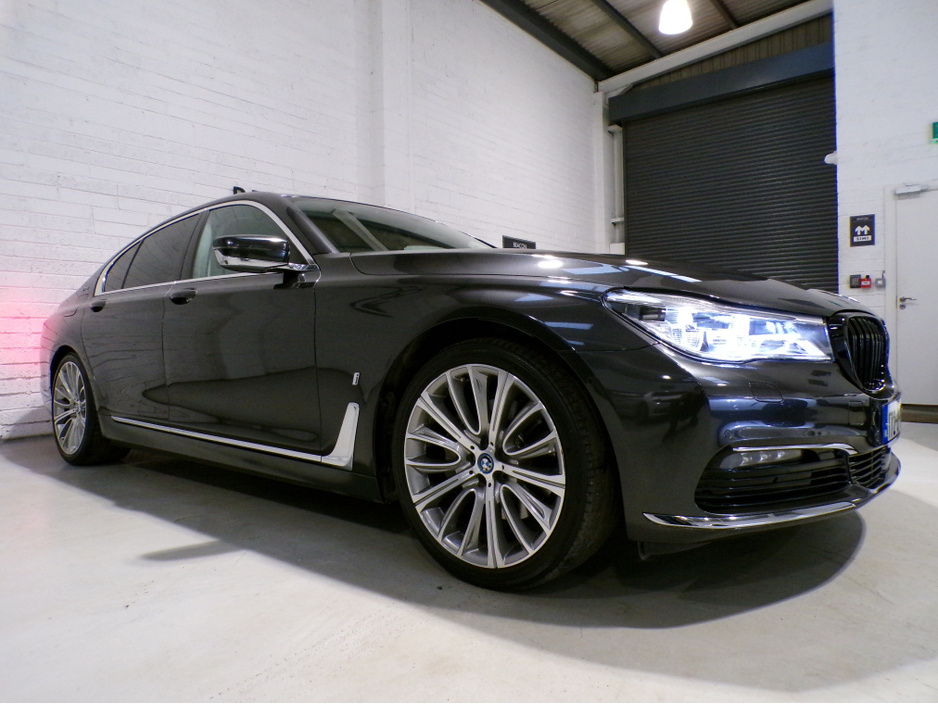 2017 BMW 7 Series 2L Petrol Plug-in Hybrid For Sale Images