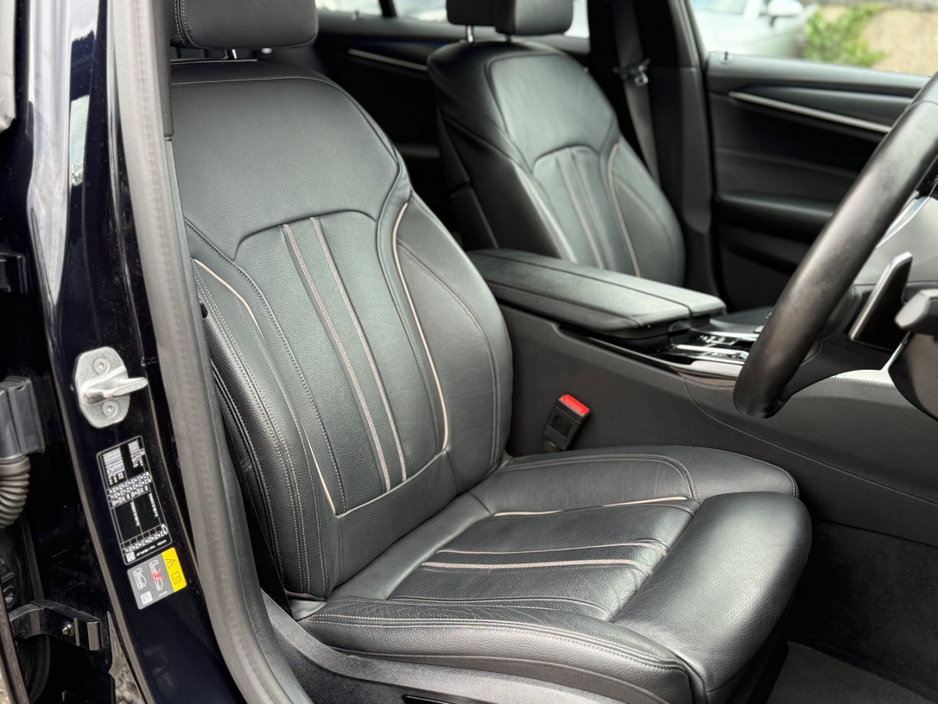2021 BMW 5 Series 2L Petrol Plug-in Hybrid For Sale Images