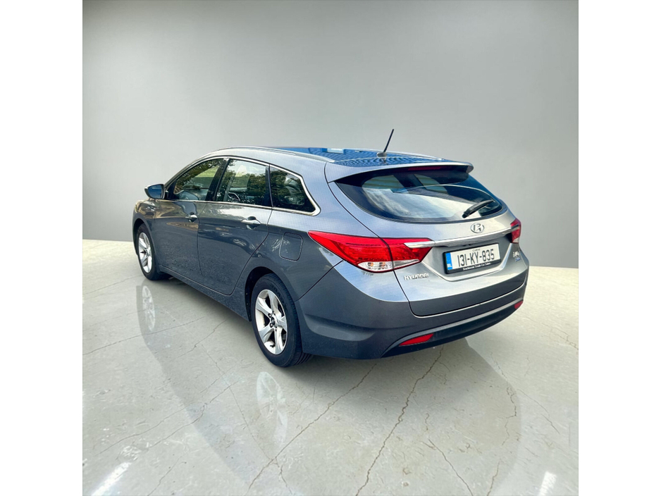 2013 Hyundai i40 1.7L Diesel For Sale Images