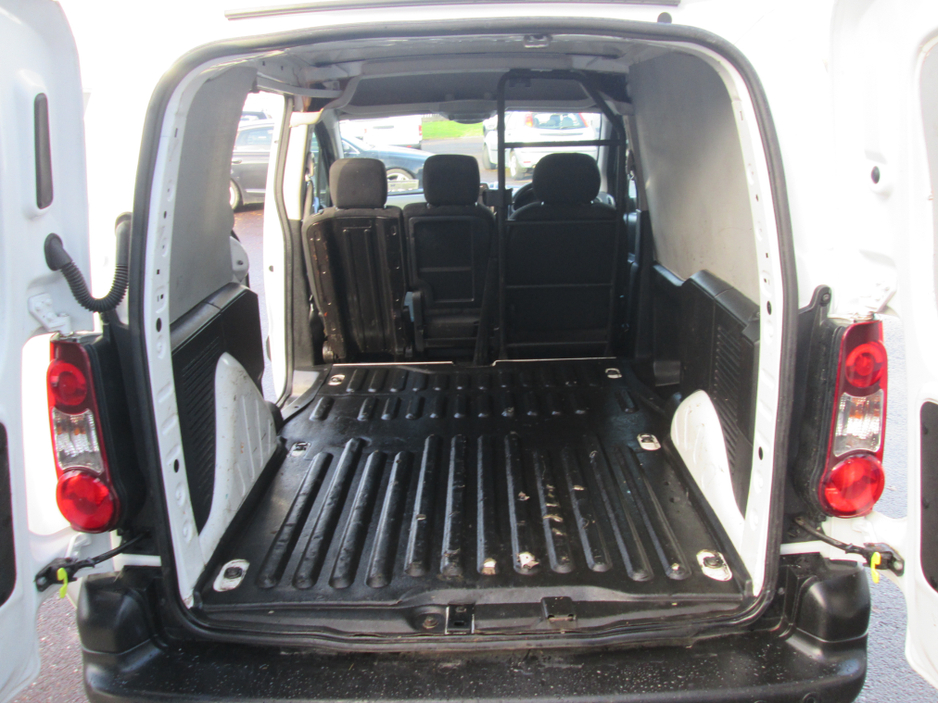 2018 Citroen Berlingo 1.6L Diesel from Jerry O'Sullivan Car Sales Limited CarsIreland.ie