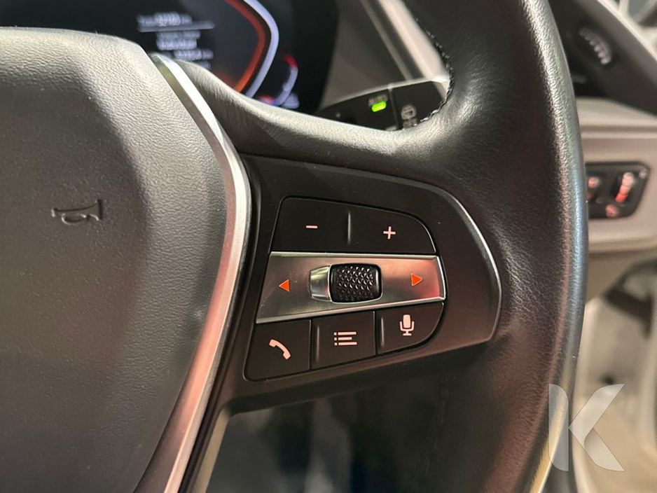 BMW 1 Series 1.5 AUTOMATIC - ALLOY WHEELS - CRUISE CONTROL - DRIVING ASSIST - ELECTRIC SEATS - REAR CAMERA - MULTI FUNCTION STEERING WHEEL — thumbnail 18